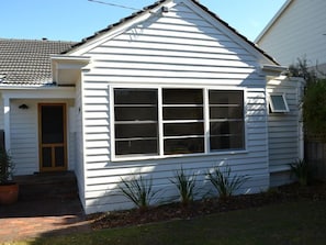 Raffs Beach House- classic Barwon Heads white weatherboard beach house.