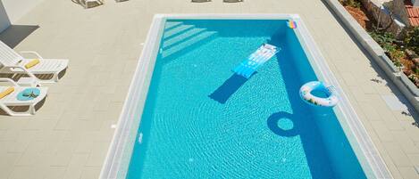 Pool area