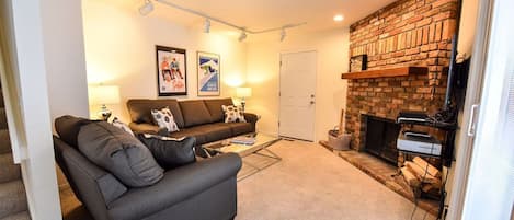 Living Room, patio & hot tub outside sliding glass door