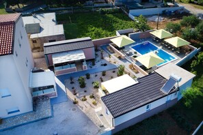 Utomhuspool