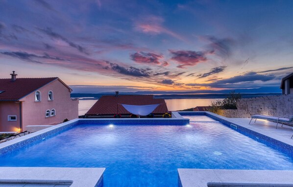 pool