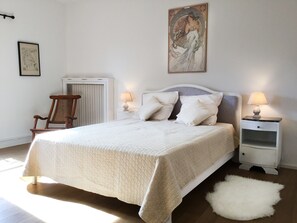 Holiday rental MAUSSANE LES ALPILLES for rent 14 people 7 bedrooms
