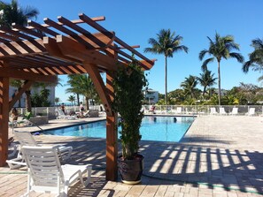Resort like pool at 85 degrees all year. 