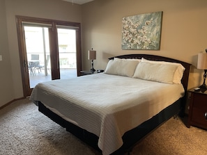 King size master bedroom