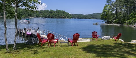 Luxury Lakefront Cottage with dock and great views.  Private quiet close to town