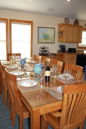 3rd Floor: Dining Room - High quality glasses & plates