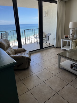 1003 Tower III 3BD/3BA with Amazing views