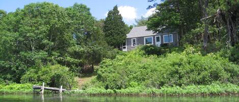 Pondfront cottage