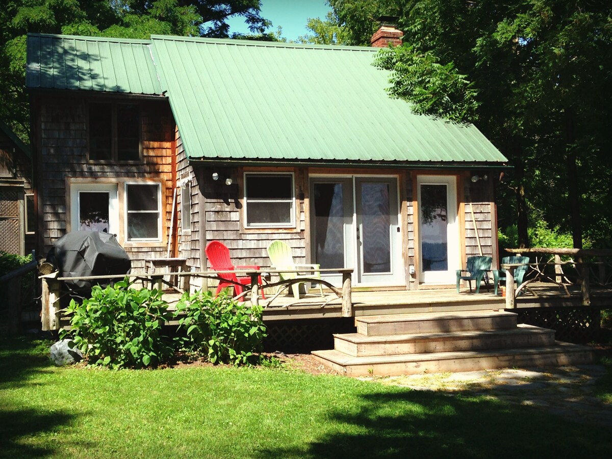 August Avail! Authentic Adirondack Waterfront Cabin — Lake Champlain – NY – VT