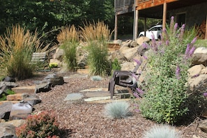 rock wall sitting area