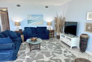 Living  area faces gulf with gorgeous views