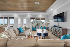Spacious Living Room
