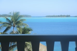 VIEWS OF THE LAGOON AND MOTUS FROM THE BALCONY