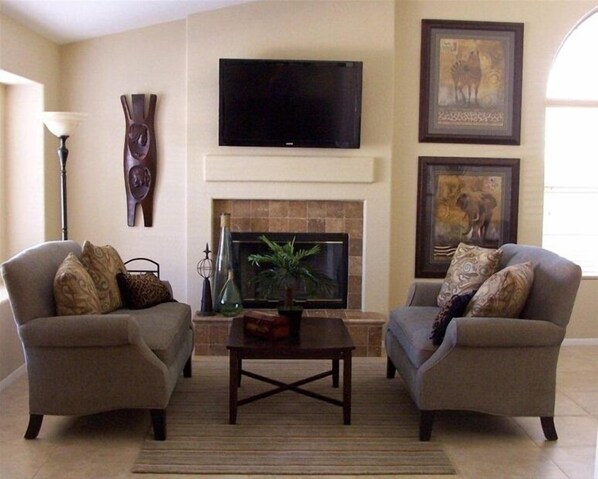 Entertainment and Seating Area