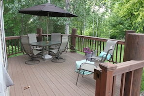 Back Deck includes a gas grill