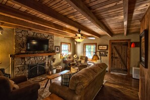 Living Room @ Hemlock Cabin