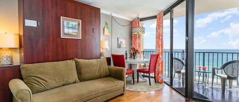 Living room/murphy bed overlooking the beach!