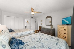 Plenty of storage in bedroom with en-suite bathroom.