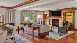 Living Room with Gas Fireplace