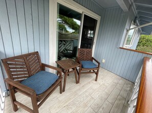 Cozy Lanai