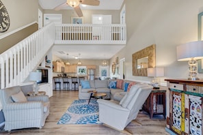 2nd Floor open balcony
