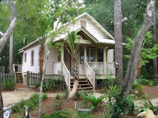 The Honeymoon Cottage