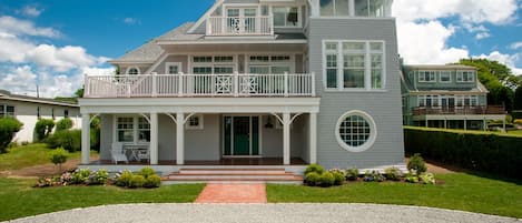 Front view of Summer Wind. This is the side that faces the ocean.