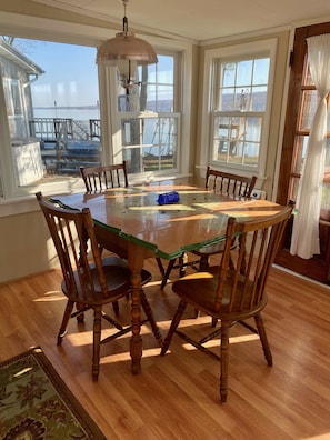 Kitchen table (viewing north)