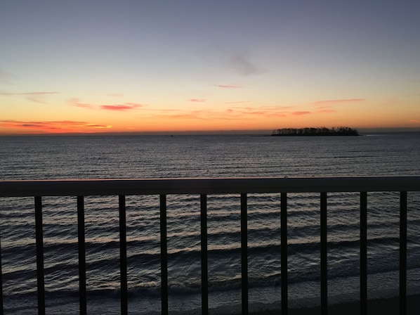 Sunrise from the MBR!