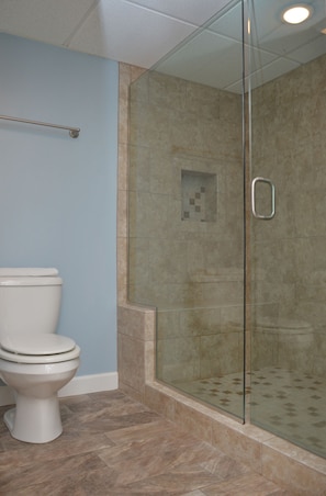 Gorgeous walk-in shower in master suite!   So spa-like and totally upscale!