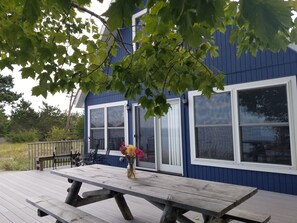 Plenty of lake views and sunrises from these living and dining room windows.