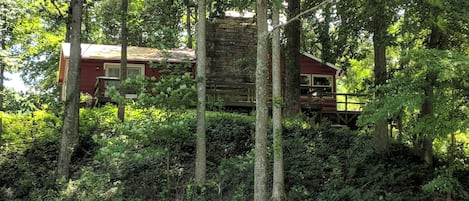 Cabin - front view