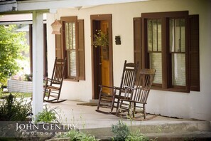 Lodge front porch