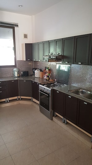 3BR Family Townhouse near Cha Am Beach