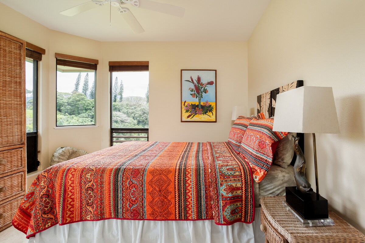 Hanalei Bay Villas #17 – a 3br/2.5 ba ocean view condominium in Princeville