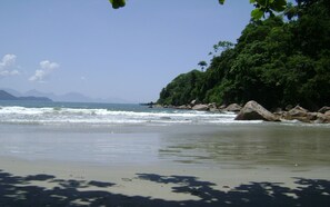 PRAIA DAS TONINHAS