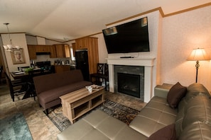 Living Room, 65" TV.