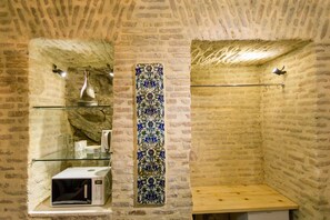 Castle in Old Town, Levant Room
