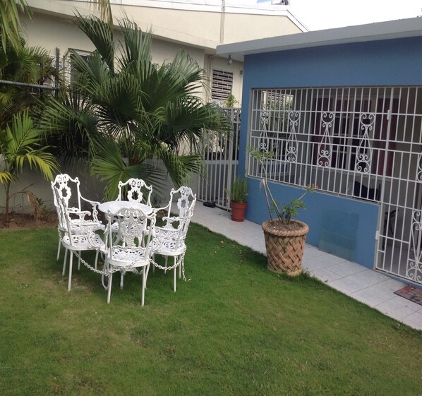 Garden Oasis perfect for morning tea