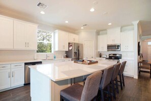 Breakfast Bar