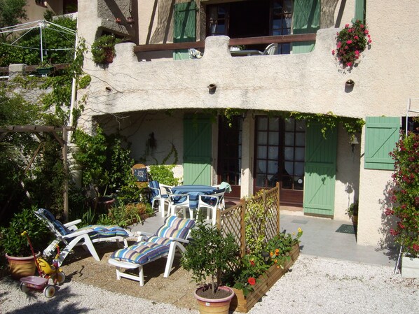 Terrace/patio
