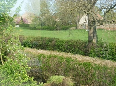 Converted Barn On Edge Of Village Setting