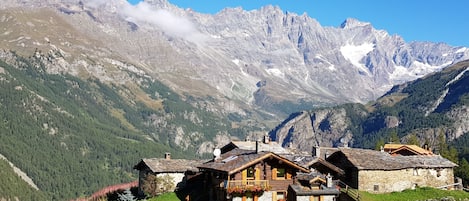 Godetevi il totale relax grazie alla vista che il nostro Chalet offre.