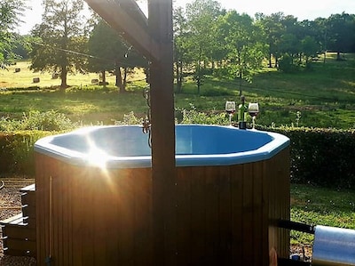 Holiday Cottage with Scandinavian Hot Tub for exclusive use of guests.