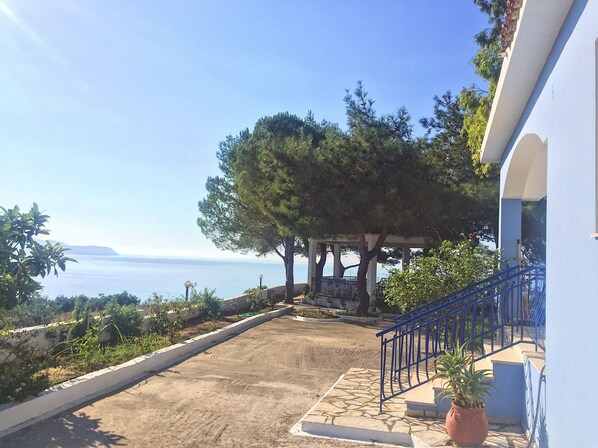 Enjoy beautiful view of the Ionian sea. 2 bedroom bungalow Kefalonia Greece