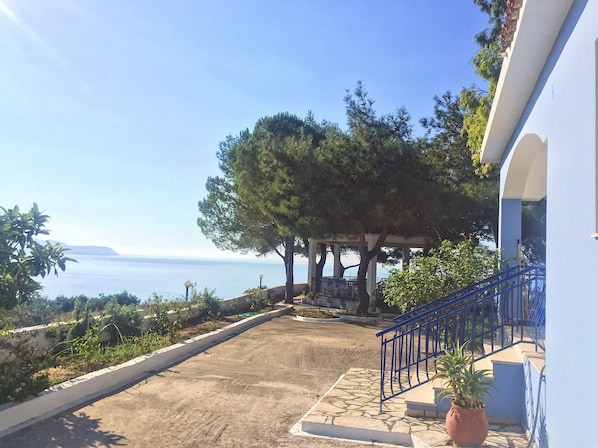 Enjoy beautiful view of the Ionian sea. 2 bedroom bungalow Kefalonia Greece