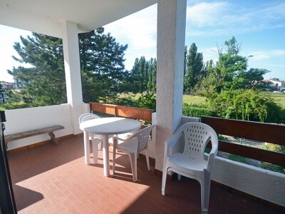 First floor villa with 4 beds and large garden a few meters from the sea