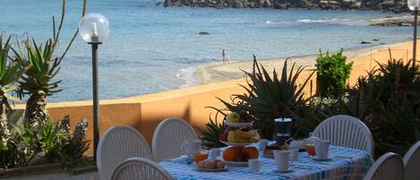 colazione in terrazza