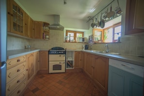 Pond Cottage Kitchen