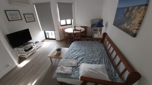 SALA
Com sofá-cama
colchão viscoelástico
1.80×1.25